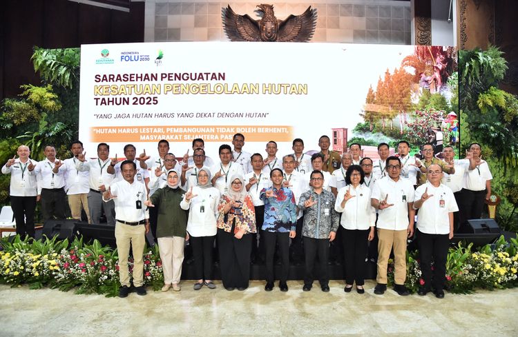 Menhut Dorong Revitalisasi KPH: “Yang Jaga Hutan, Harus yang Terdekat dengan Hutan”