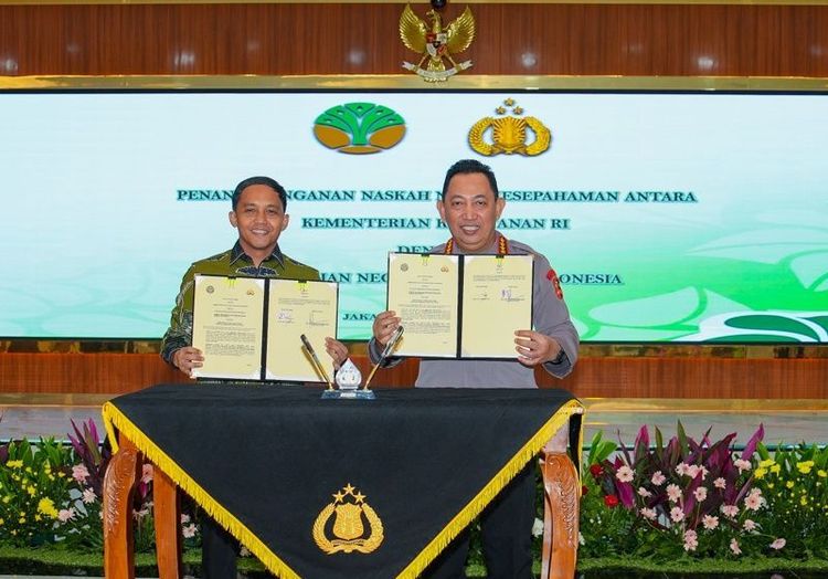 Kemenhut-Polri Teken MoU Jaga Hutan dan Optimalkan Fungsi Hutan untuk Kesejahteraan Masyarakat
