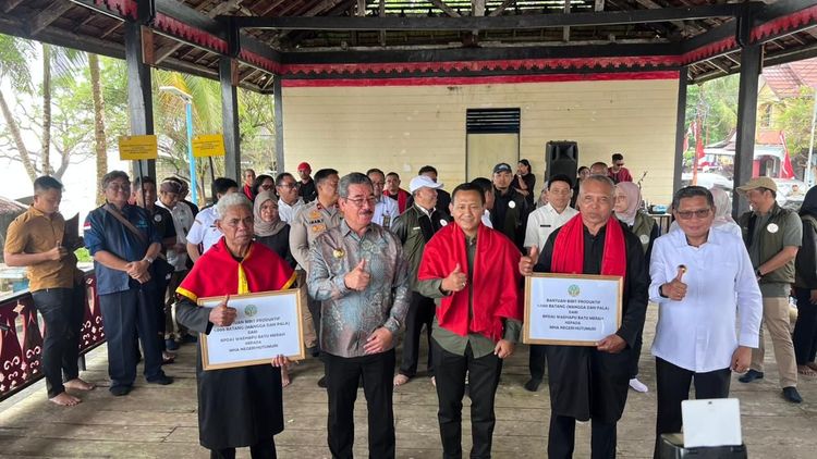 Wakil Menteri Kehutanan RI Kunjungi Perhutanan Sosial Maluku, Dorong Kearifan Lokal, Konservasi Hutan, dan Kebangkitan Ekonomi Hijau Indonesia