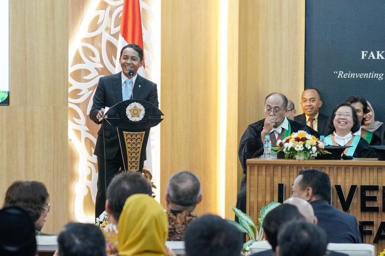 Menhut Raja Antoni: Alumni Kehutanan UGM Beri Kontribusi Luar Biasa Bagi Hutan Indonesia