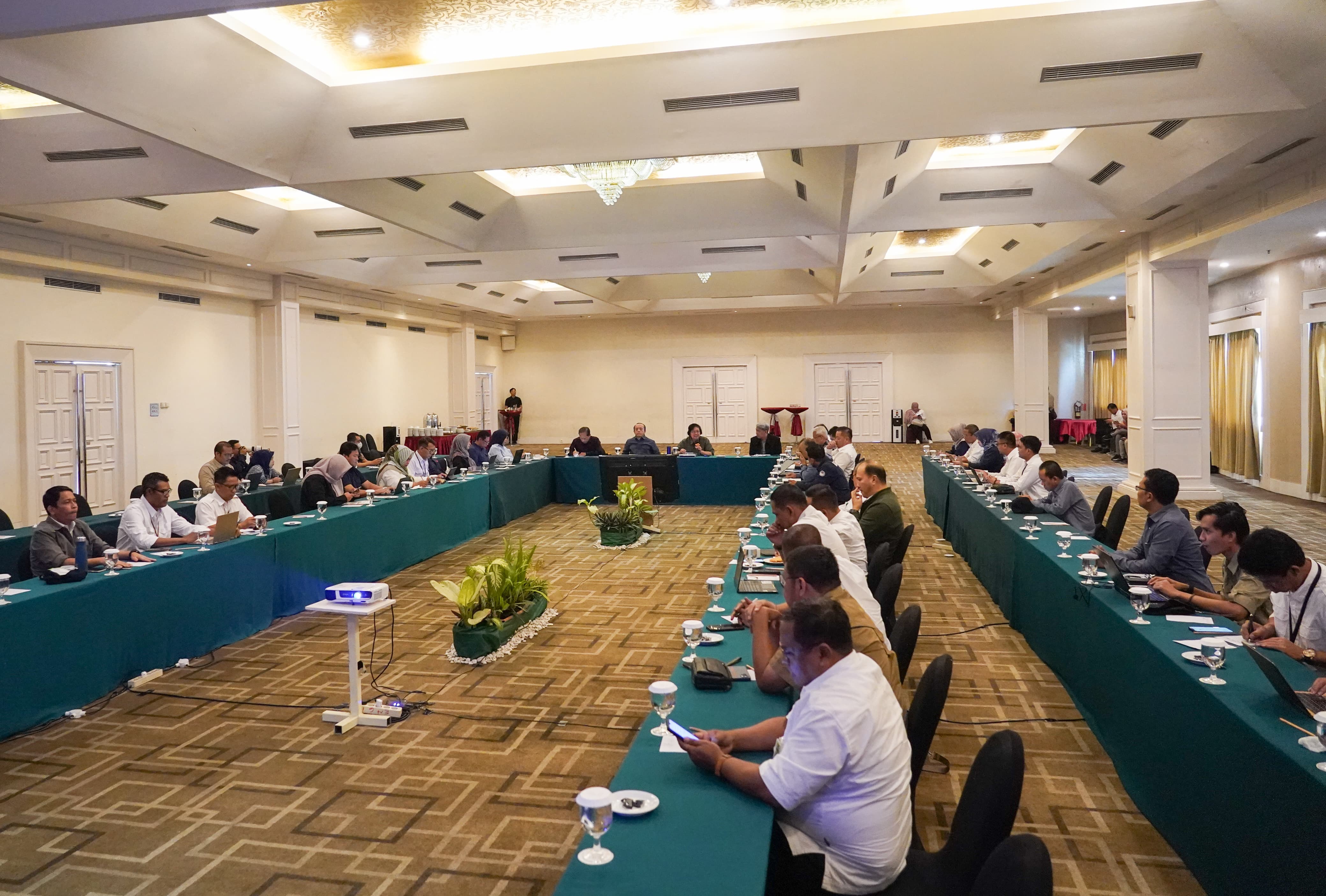 Menteri LHK Evaluasi Efektivitas Kerja Urusan Konkurensi LHK Di Daerah OIKN