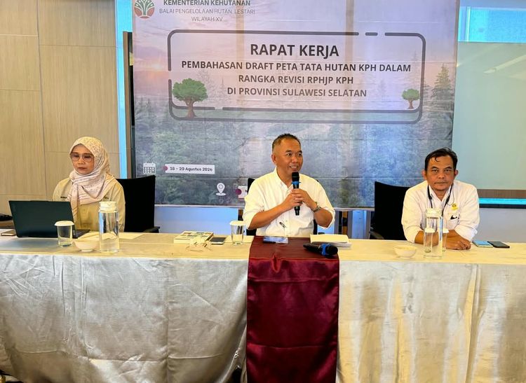 Jakarta, 20 Agustus 2026 — Kementerian Kehutanan meneguhkan komitmen bersama dalam menjaga dan melestarikan keanekaragaman hayati di Indonesia melalui evaluasi dan transformasi upaya-upaya konservasi alam. Hal ini disampaikan Menteri Kehutanan (Menhut) Ra