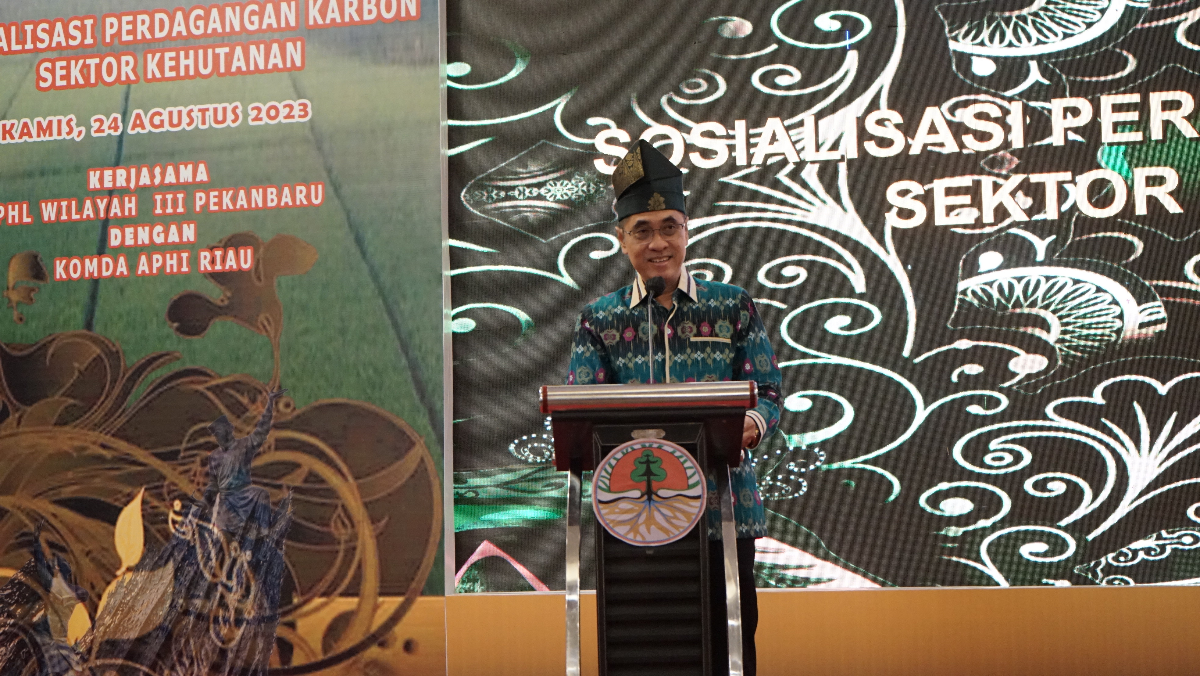 KLHK Sosialisasikan Tata Cara Perdagangan Karbon Sektor Kehutanan Di Pekanbaru