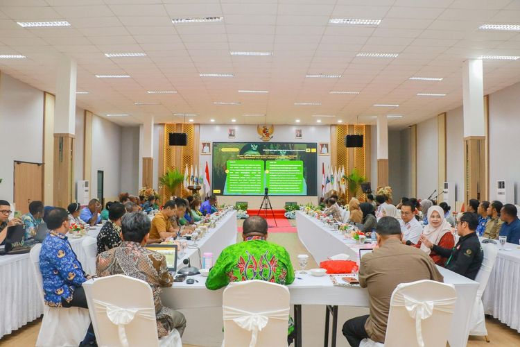 Papua Tengah Mantapkan Rencana Aksi FOLU Net Sink 2030