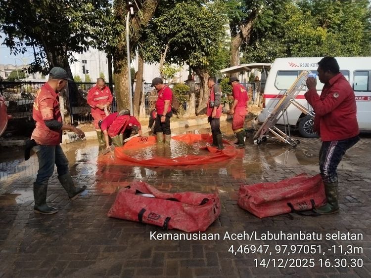 Manggala Agni Kemenhut Terus Lakukan Operasi Kemanusiaan Pascabencana di Sumatera