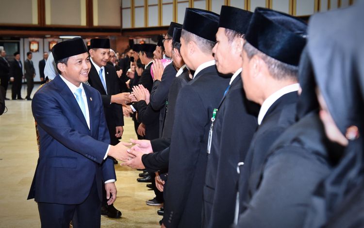 Pelantikan 344 Pejabat, Menhut Dorong ASN Kehutanan Berpikir Out of the Box