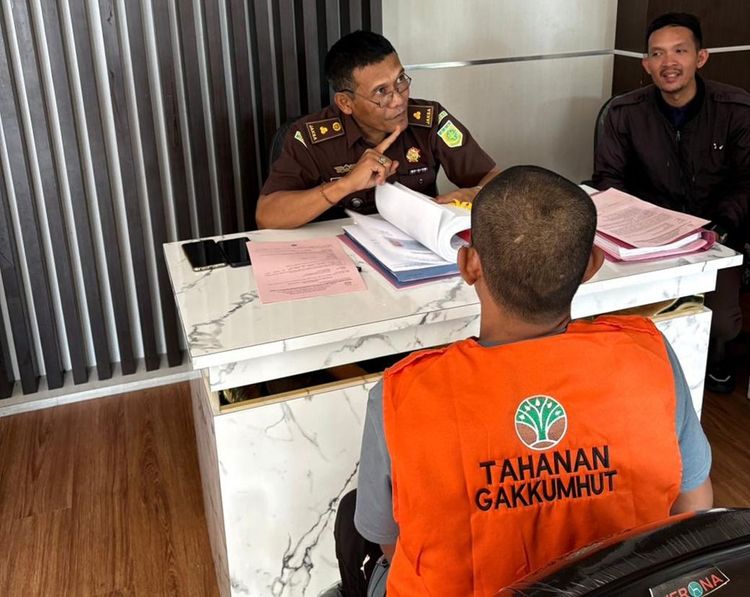 Penegakan Hukum Sindikat Pembalakan Liar di TN Baluran Masuk Tahap II dan Siap Disidangkan