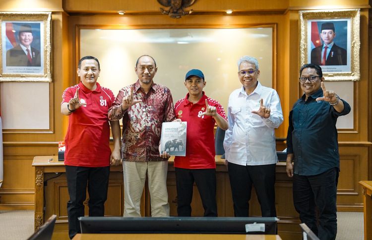 Sambut Hari Gajah Sedunia, Menhut Resmikan Strategi Konservasi Gajah Sumatra dan Kalimantan 2026–2036