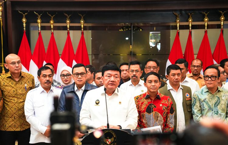 Menteri Kehutanan : Peluncuran Desk Koordinasi Penanganan Karhutla Jadi Modalitas Bangsa Menghadapi Triple Planetary Crisis